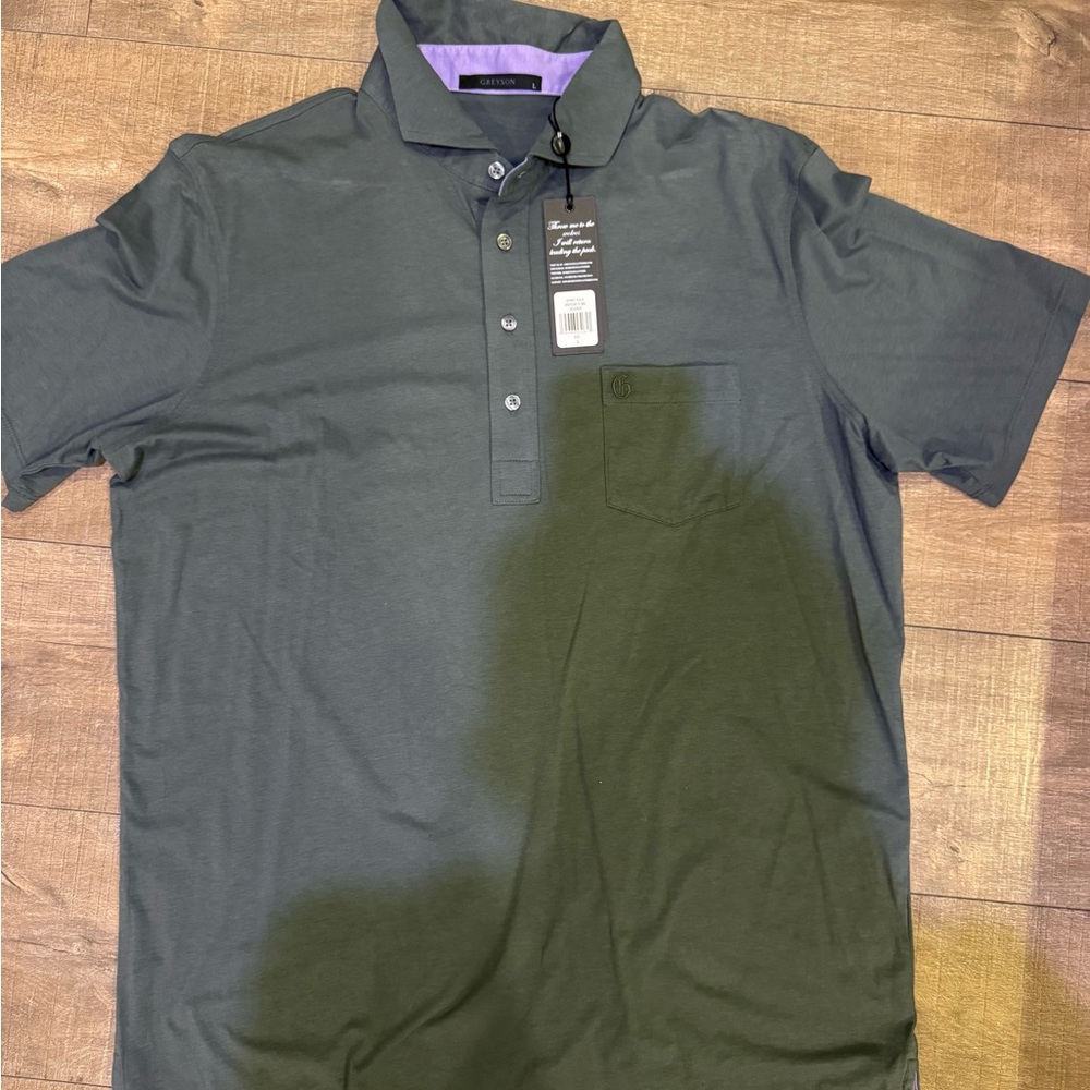 Dark Gray Polo Shirt with Short Sleeves and Moisture-Wicking Fabric